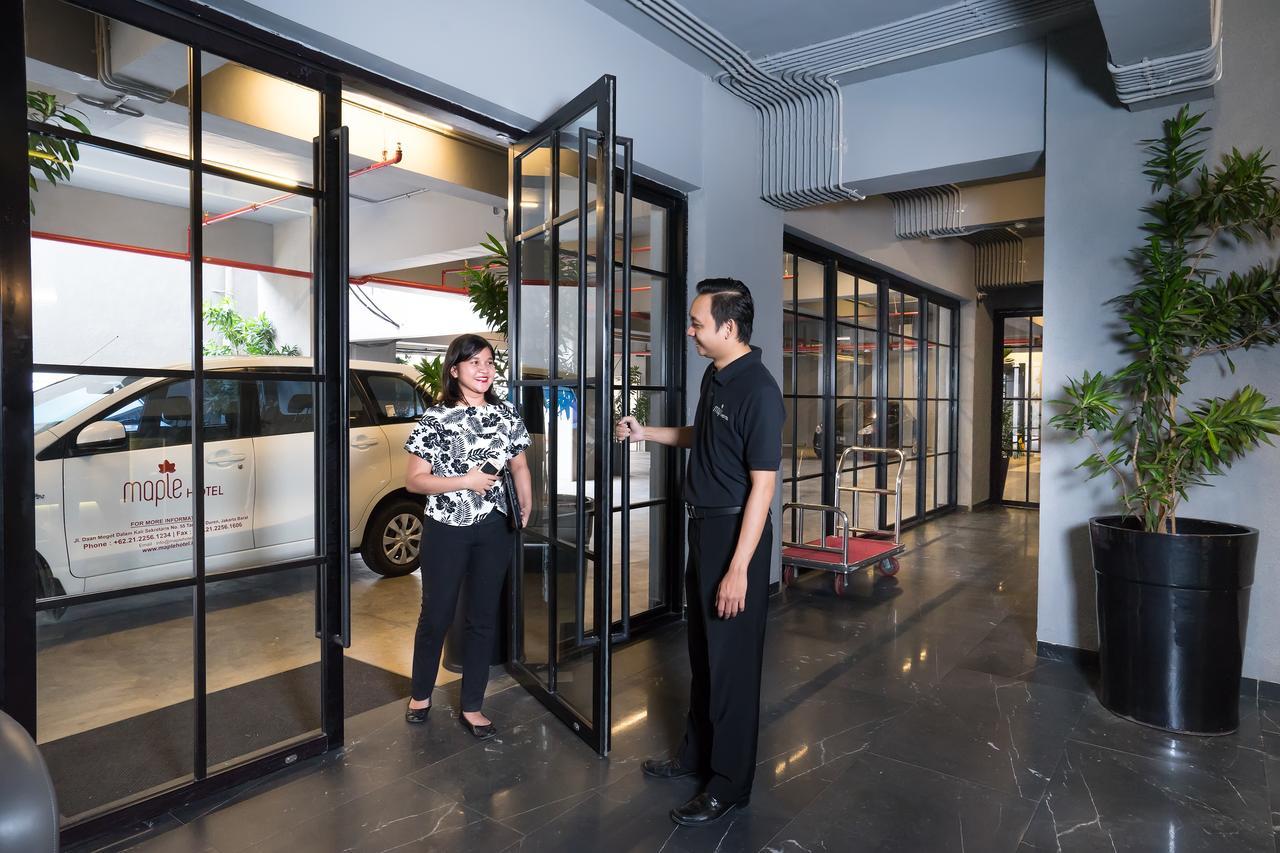 Maple Hotel Grogol Jacarta Exterior foto