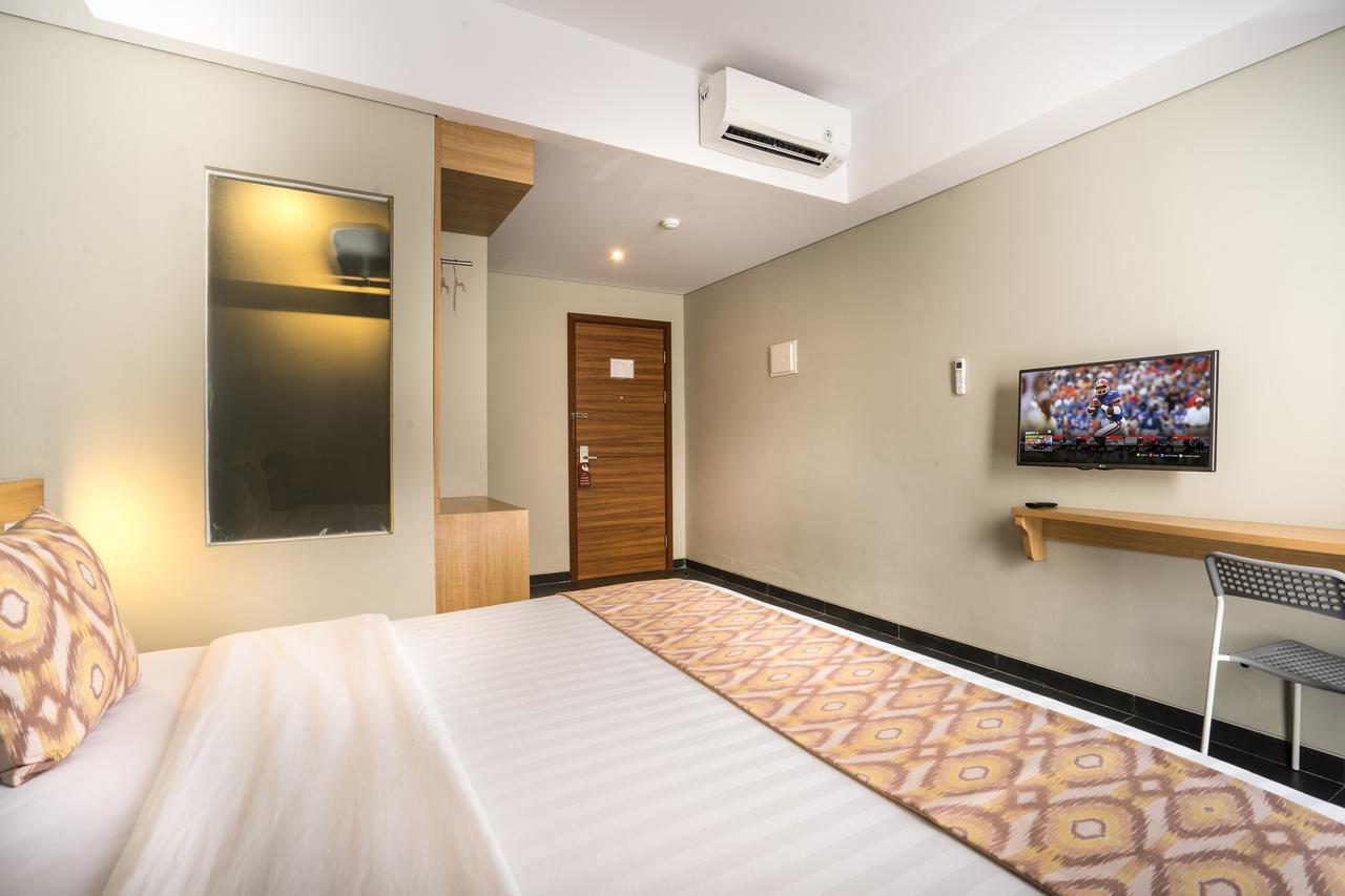 Maple Hotel Grogol Jacarta Exterior foto